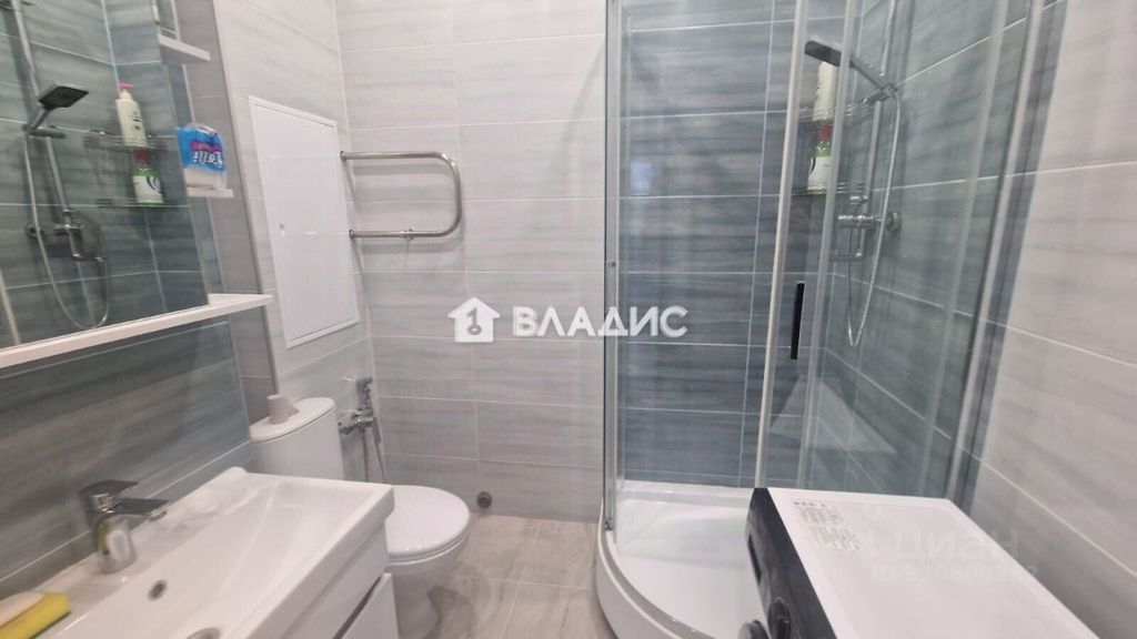 m. Solnechnaya: Apartment, 3-rooms