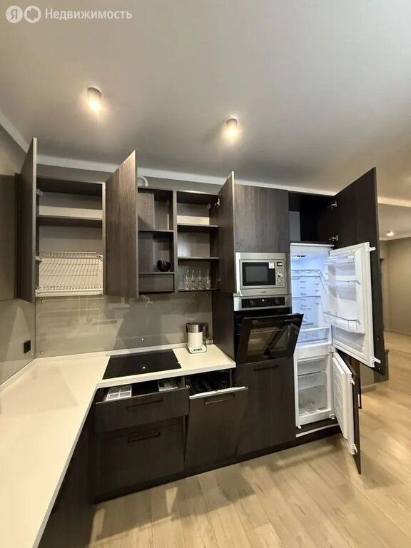 m. Nagornaya: Apartment, 2-rooms