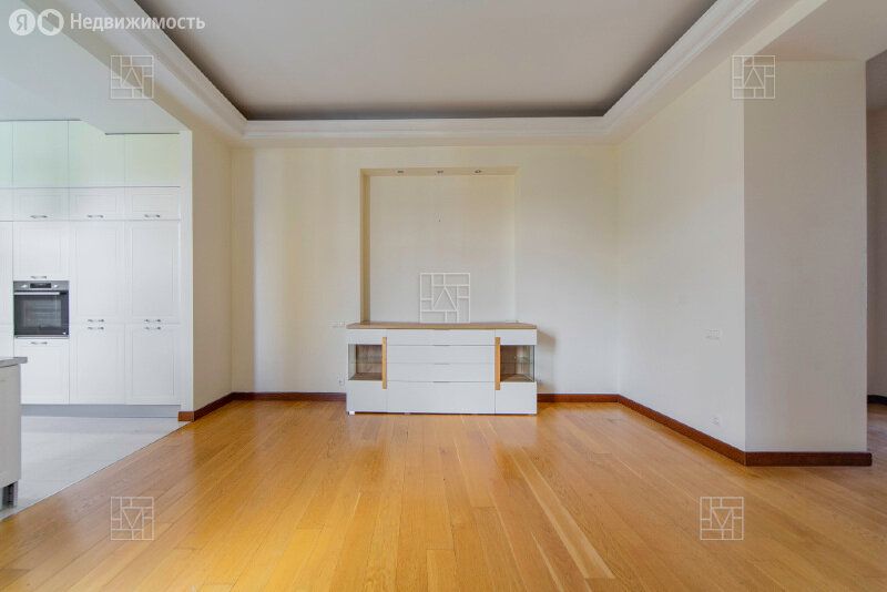 m. Chistye prudy: Apartment, 4-rooms