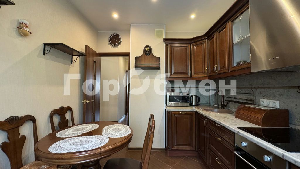 m. Serp i Molot: Apartment, 2-rooms