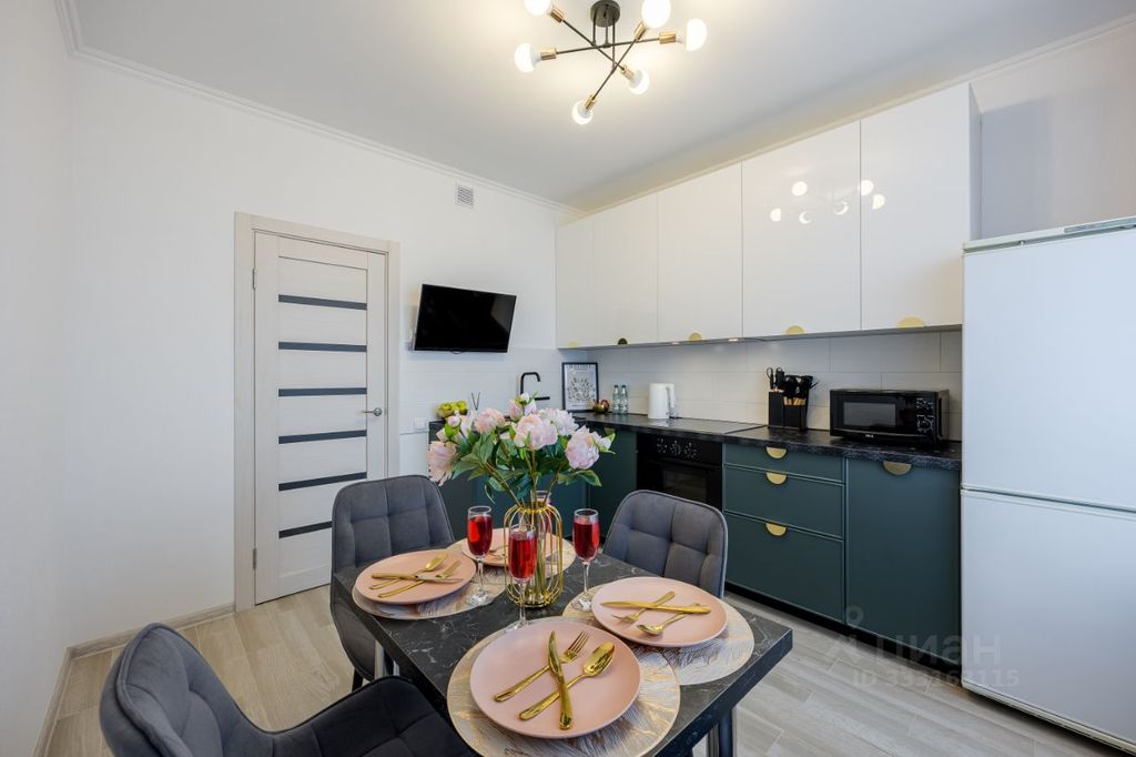 m. Nagornaya: Apartment, 2-rooms