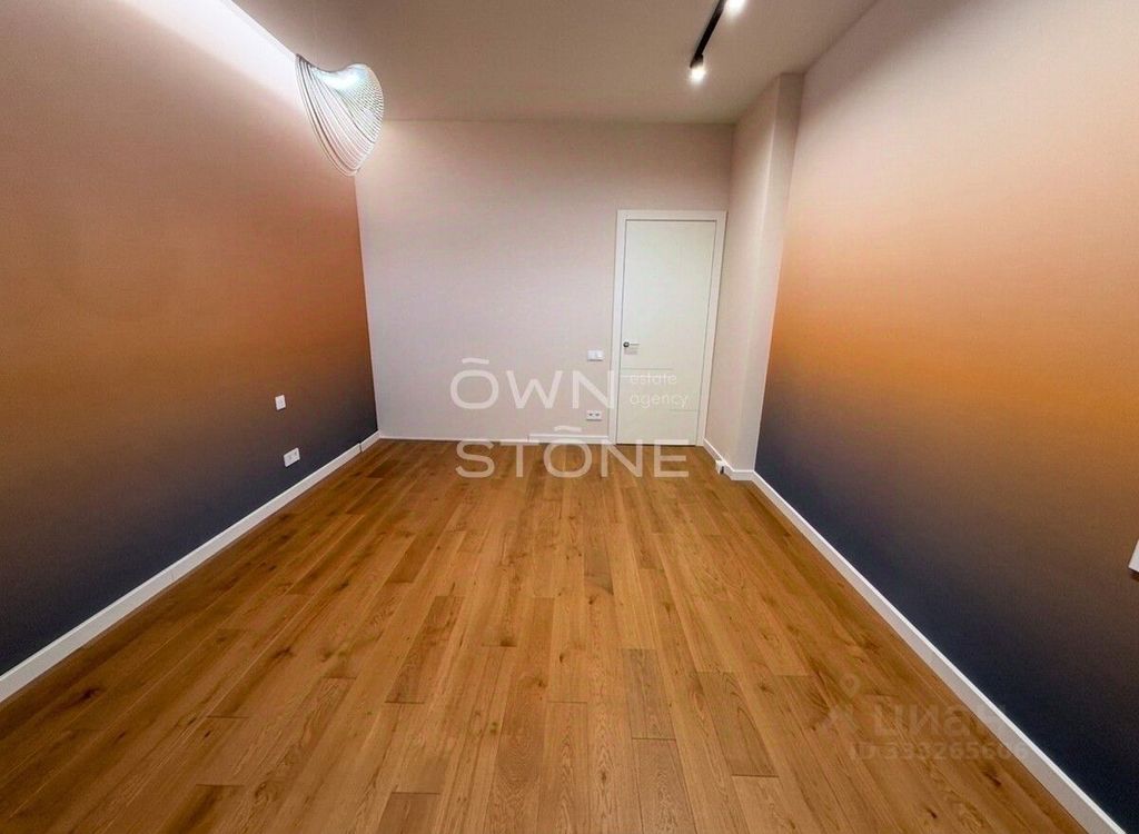 m. Akademicheskaya: Apartment, 3-rooms