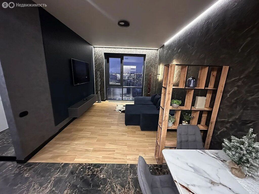 m. ZIL: Apartment, studio