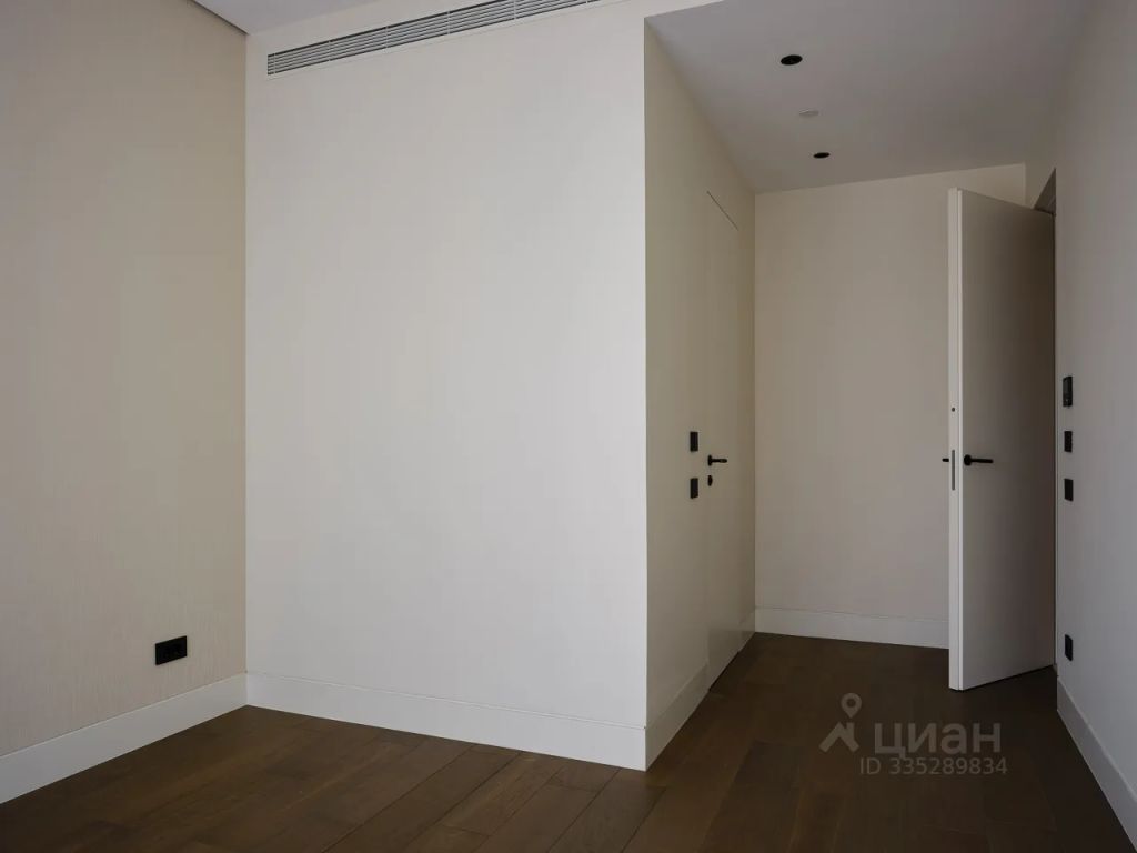 m. Park Pobedy: Apartment, 3-rooms