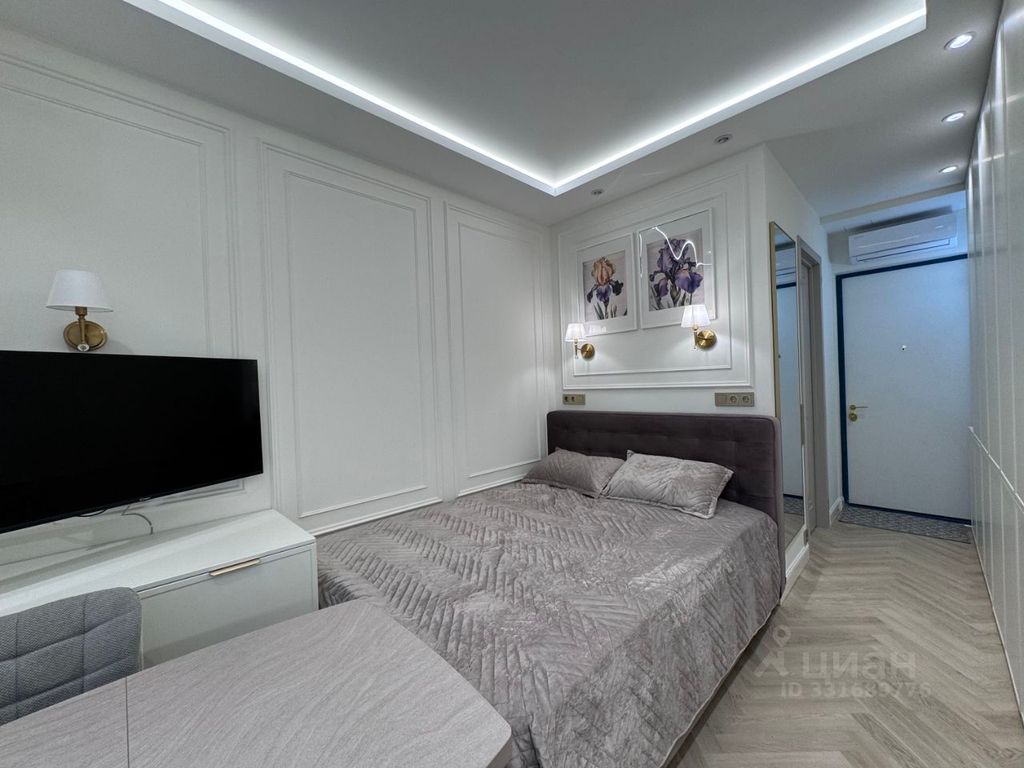 m. Shelepikha: Apartment, studio