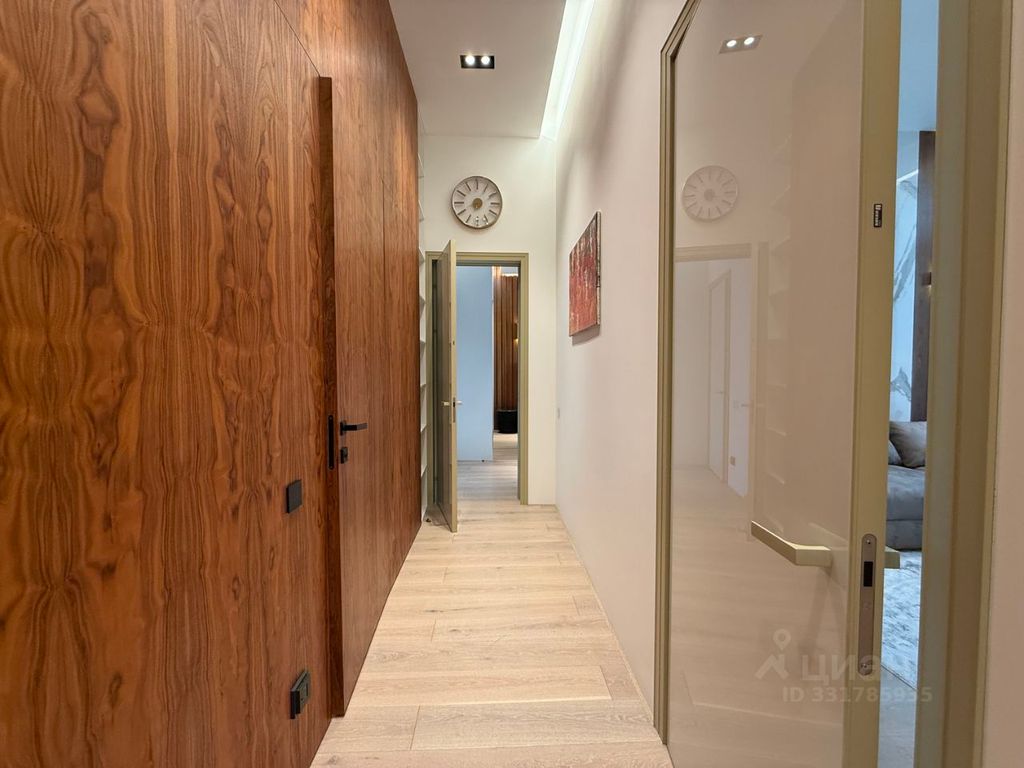 m. Aeroport: Apartment, 3-rooms