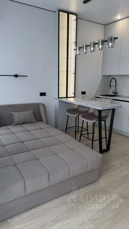 m. Kalitniki: Apartment, studio