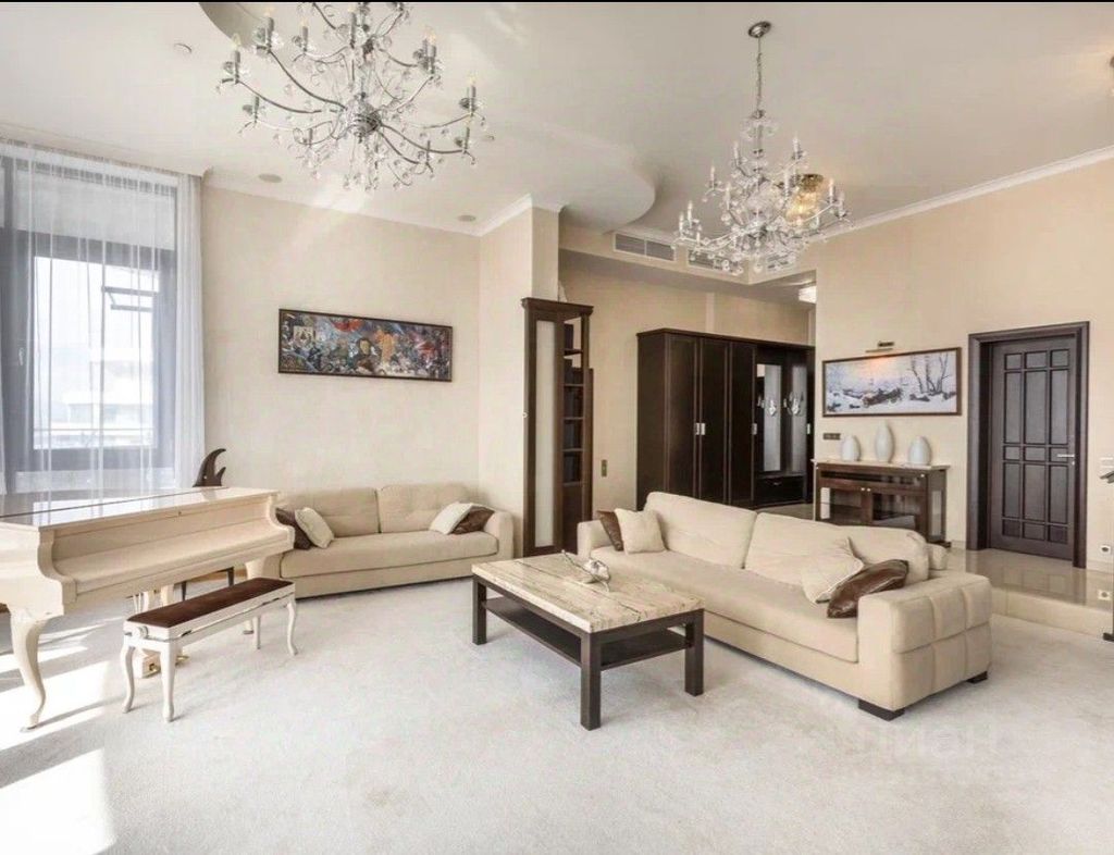 m. Minskaya: Apartment, 6-rooms
