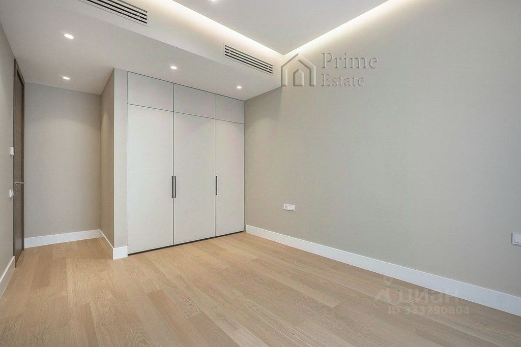 m. TsSKA: Apartment, 4-rooms