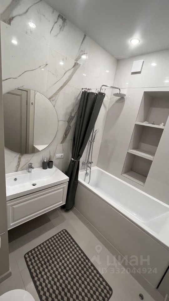 m. Pyatnitskoe shosse: Apartment, 2-rooms