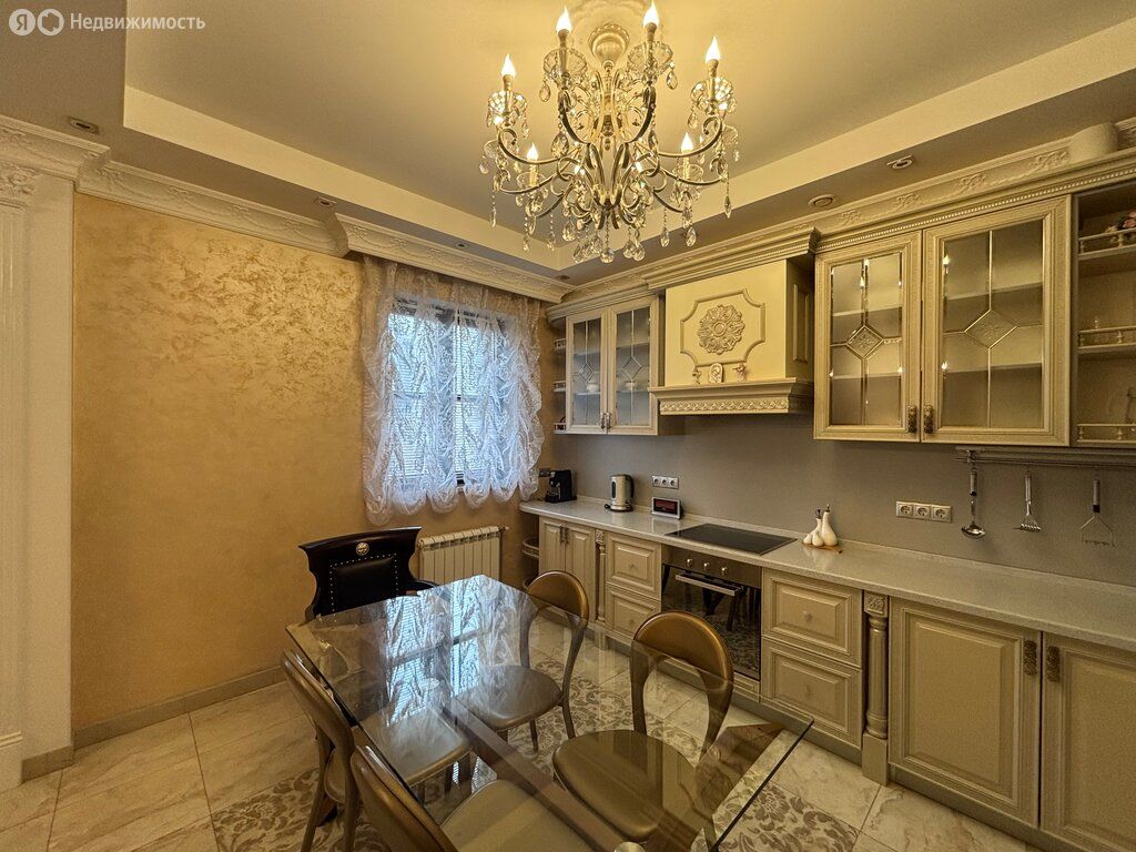 m. Sportivnaya: Apartment, 3-rooms
