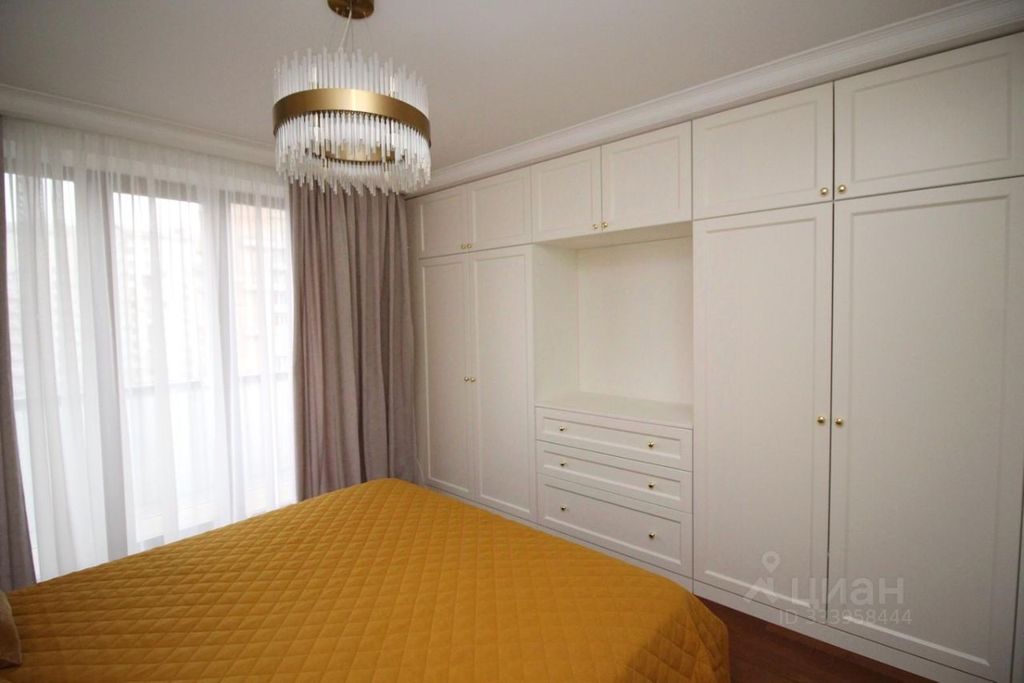 m. Kievskaya: Apartment, 2-rooms