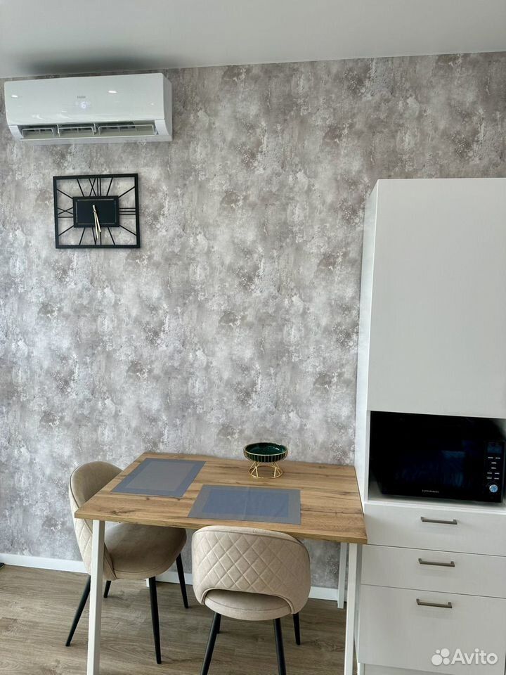m. Vodny stadion: Apartment, studio