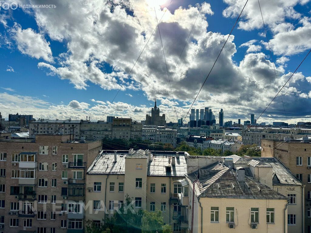 m. Mayakovskaya: Apartment, 1-rooms