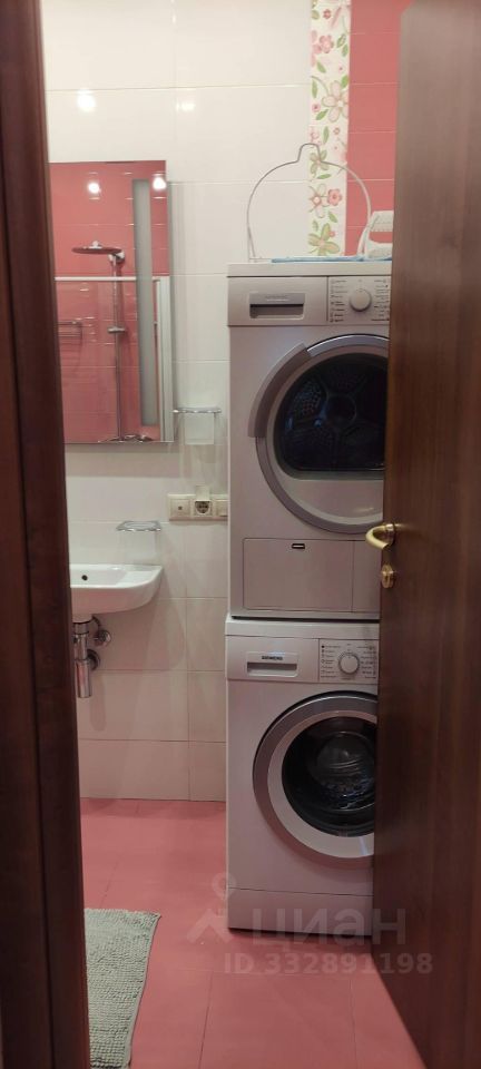 m. Narodnoe Opolchenie: Apartment, 2-rooms
