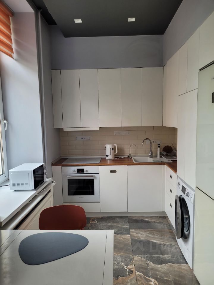 m. Smolenskaya: Apartment, 2-rooms