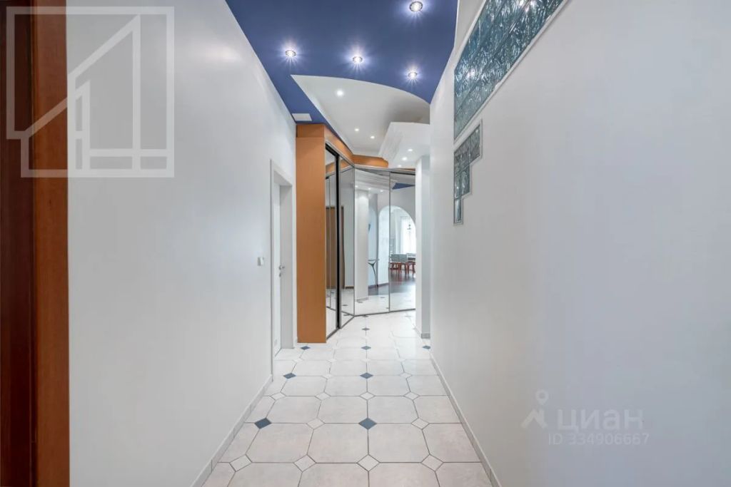 m. Trubnaya: Apartment, 3-rooms