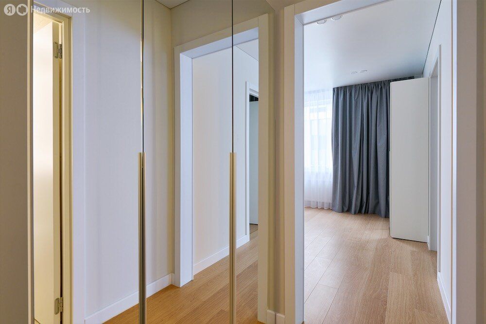m. Oktyabrskoe pole: Apartment, 2-rooms