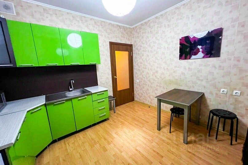 m. Molzhaninovo: Apartment, 2-rooms