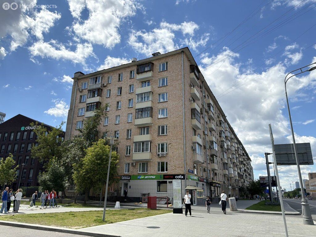 m. Ulitsa 1905 goda: Apartment, 2-rooms