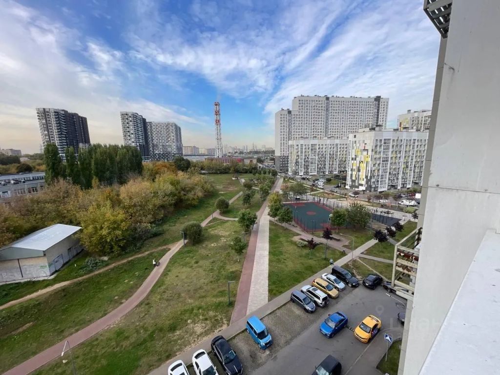 m. Lukhmanovskaya: Apartment, 1-rooms