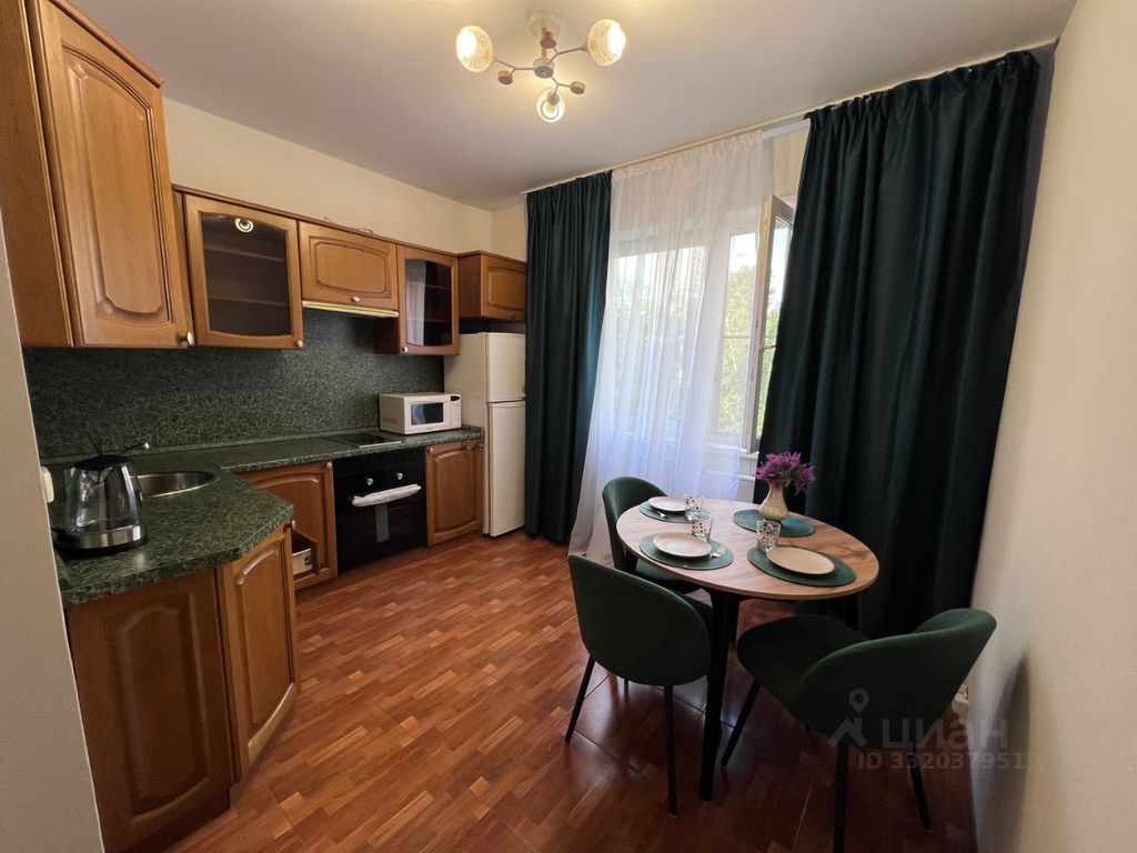 m. Slavyansky bulvar: Apartment, 1-rooms