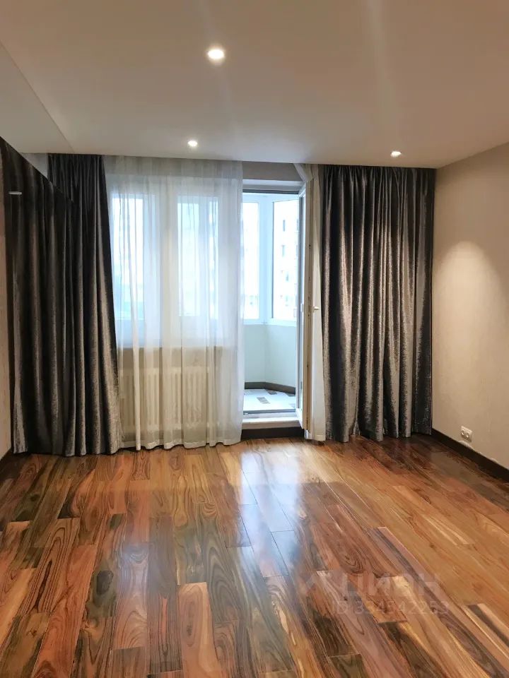 m. Myakinino: Apartment, 3-rooms