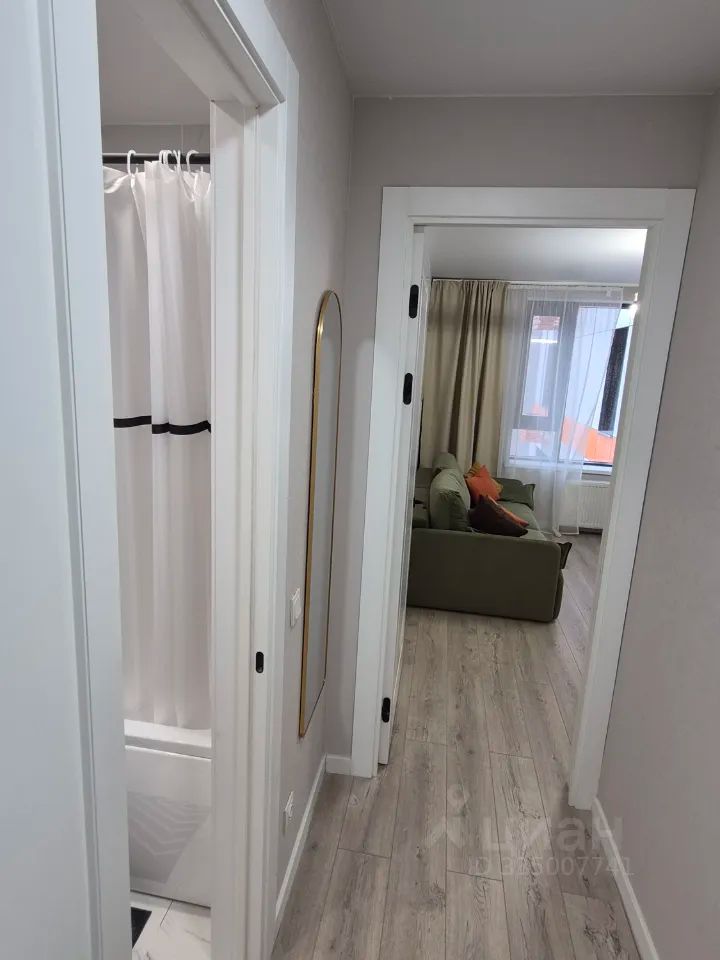 m. Strogino: Apartment, studio