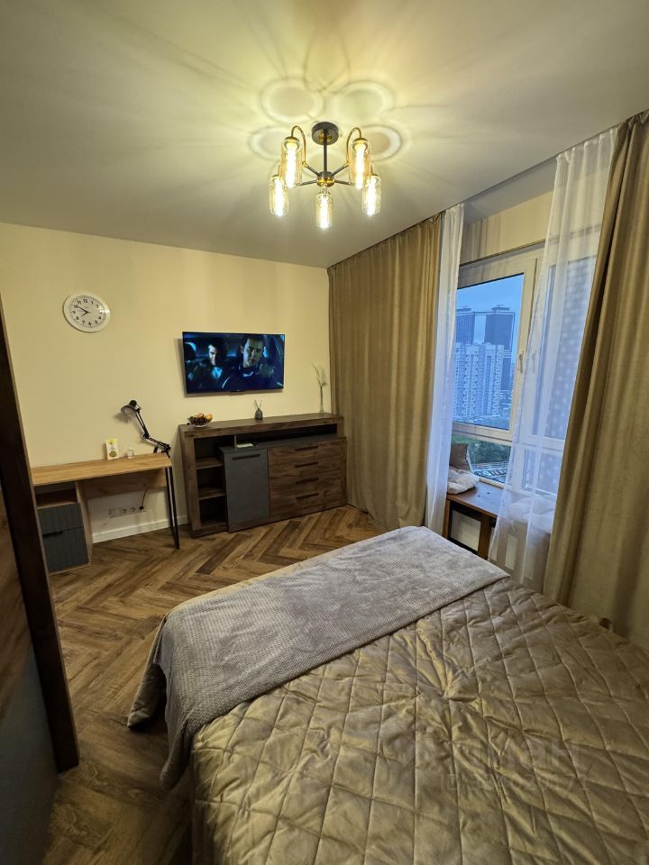 m. Aminyevskaya: Apartment, studio