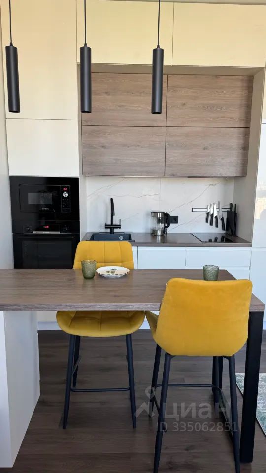m. Aminyevskaya: Apartment, studio