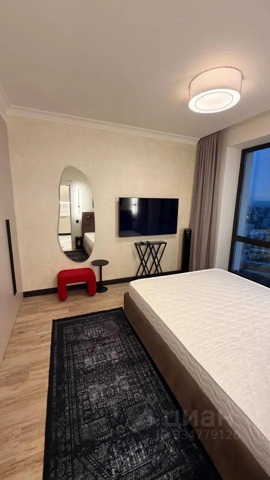 m. Narodnoe Opolchenie: Apartment, 1-rooms