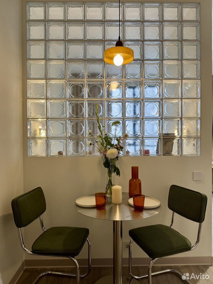 m. Maryina Roscha: Apartment, studio