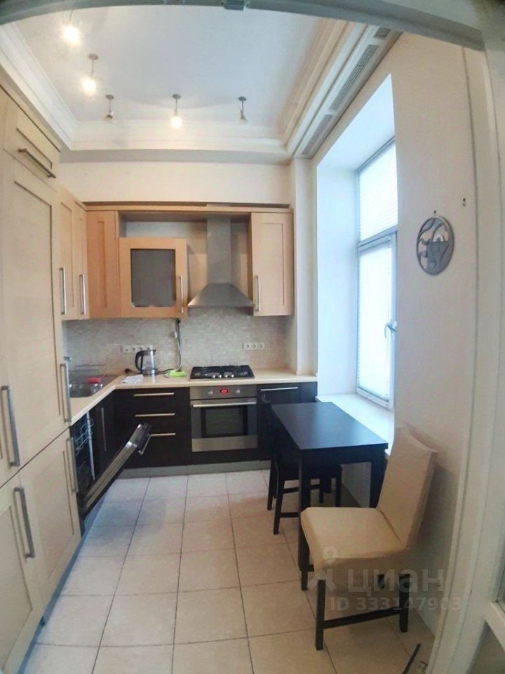 m. Smolenskaya: Apartment, 2-rooms