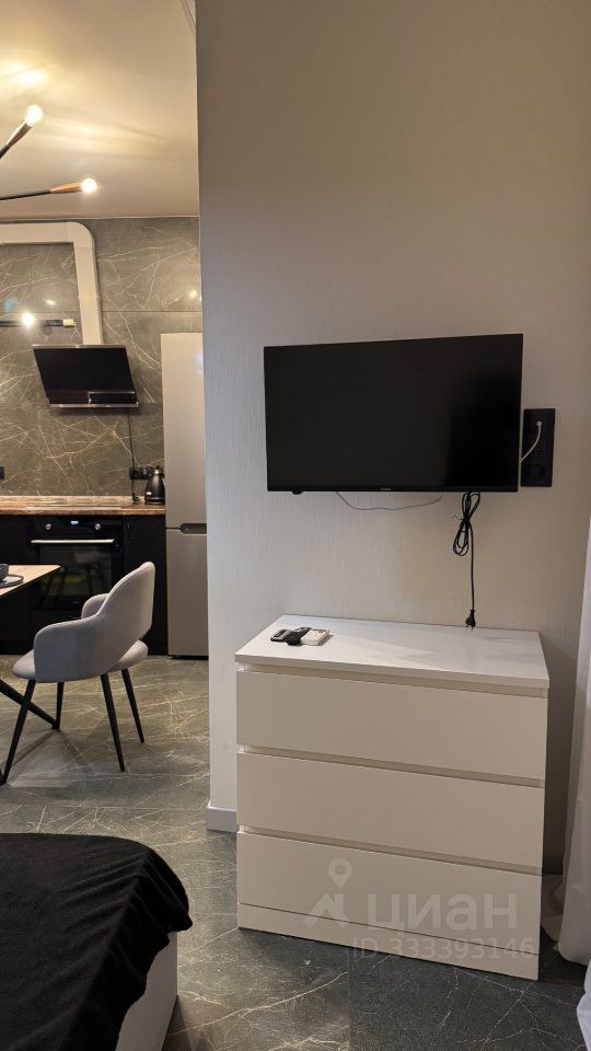 m. Oktyabrskoe pole: Apartment, studio