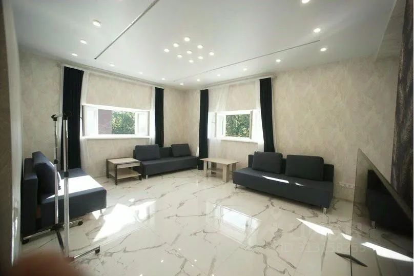 m. Lesnoy Gorodok: Apartment, 2-rooms