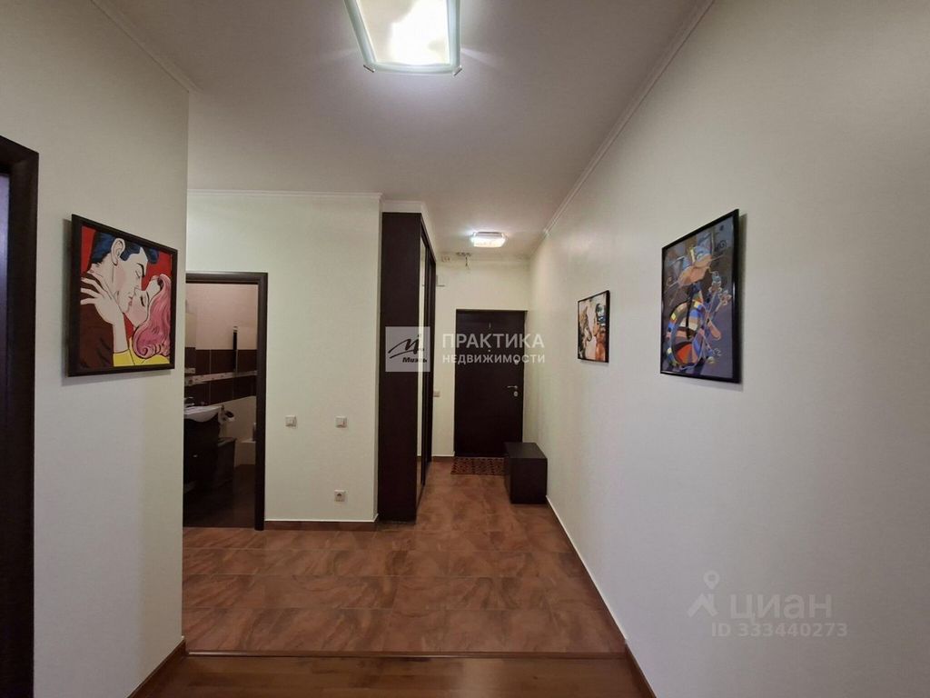 m. Ploschad Gagarina: Apartment, 2-rooms
