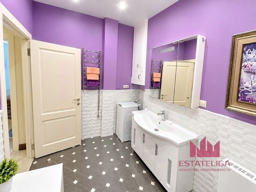 m. Krasnopresnenskaya: Apartment, 2-rooms