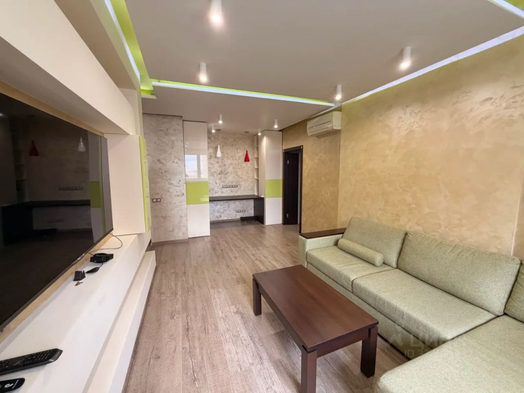 m. Nikolskoe: Apartment, 2-rooms