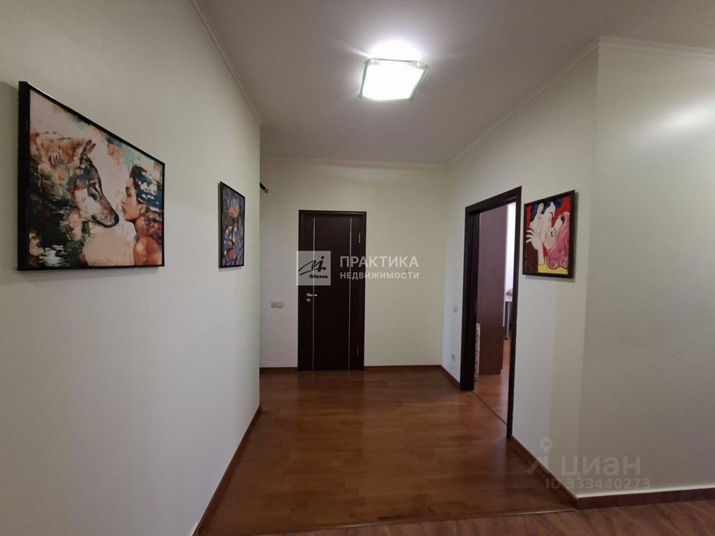 m. Ploschad Gagarina: Apartment, 2-rooms