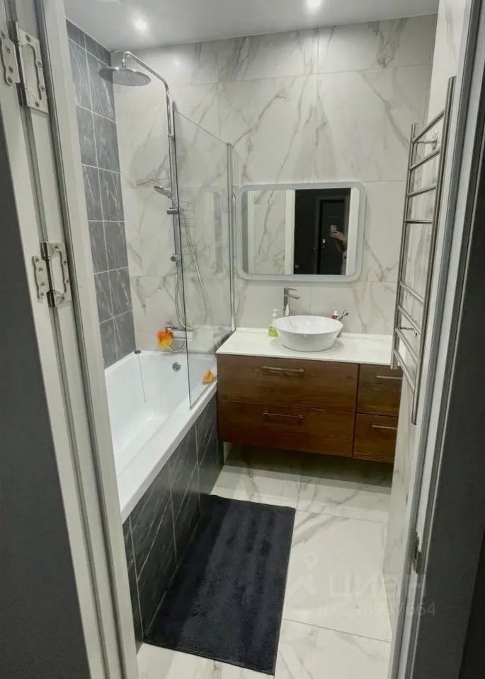 m. Nekrasovka: Apartment, 2-rooms