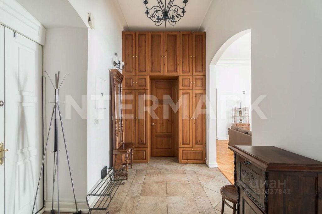 m. Kitay-gorod: Apartment, 4-rooms