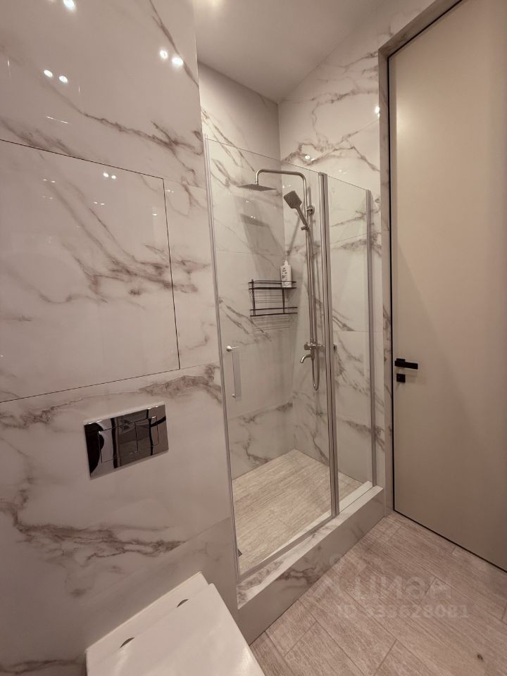 m. ZIL: Apartment, studio