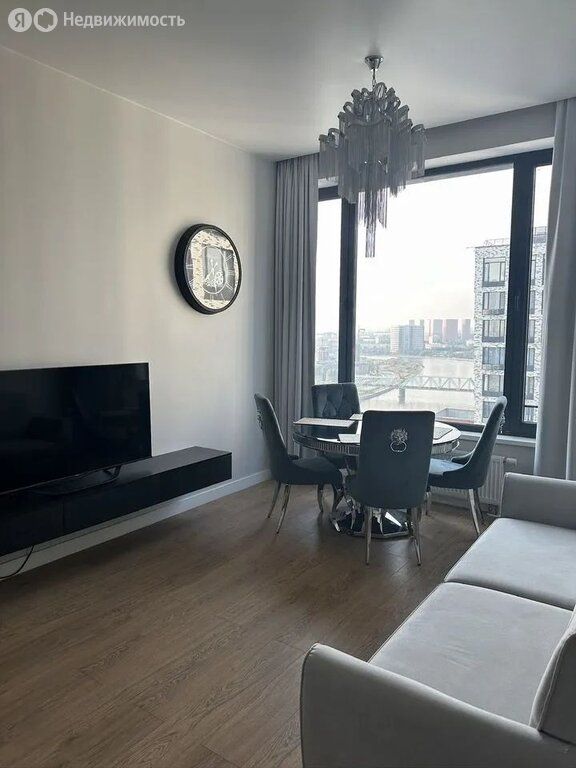 m. Verkhnie Kotly: Apartment, 2-rooms