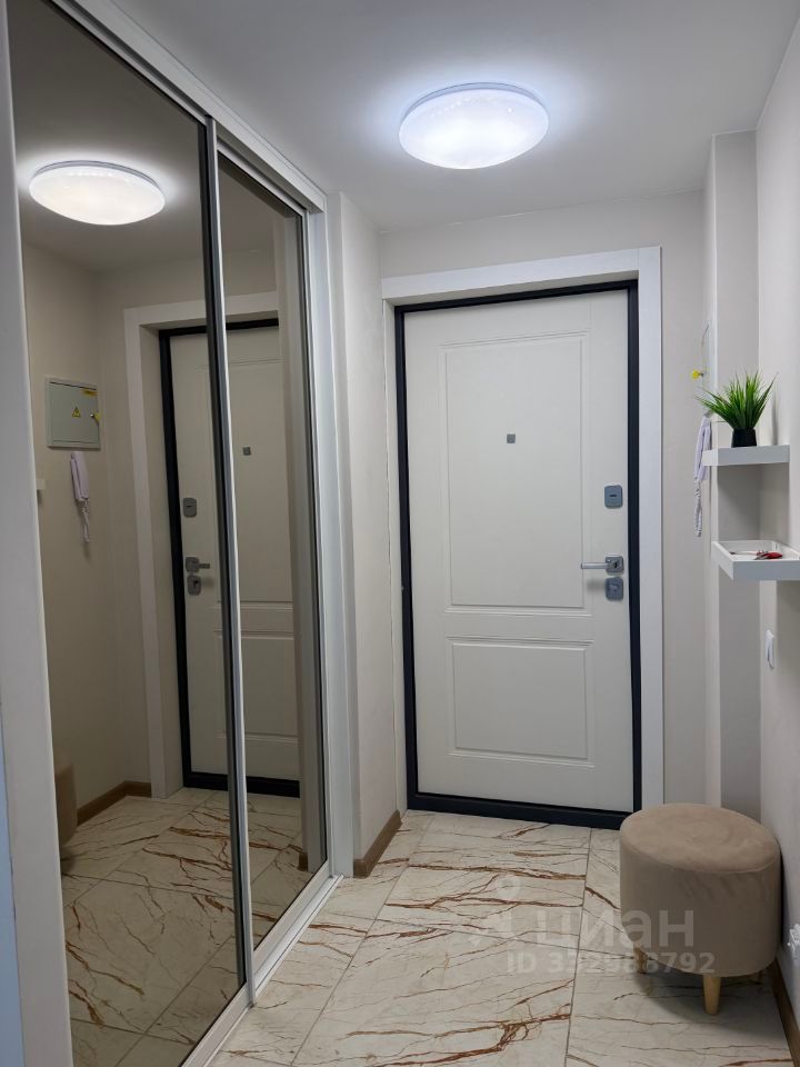 m. Khimki: Apartment, 2-rooms