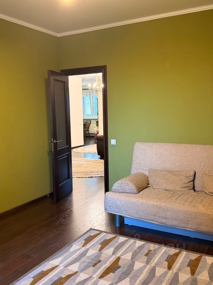 m. Nikolskoe: Apartment, 3-rooms