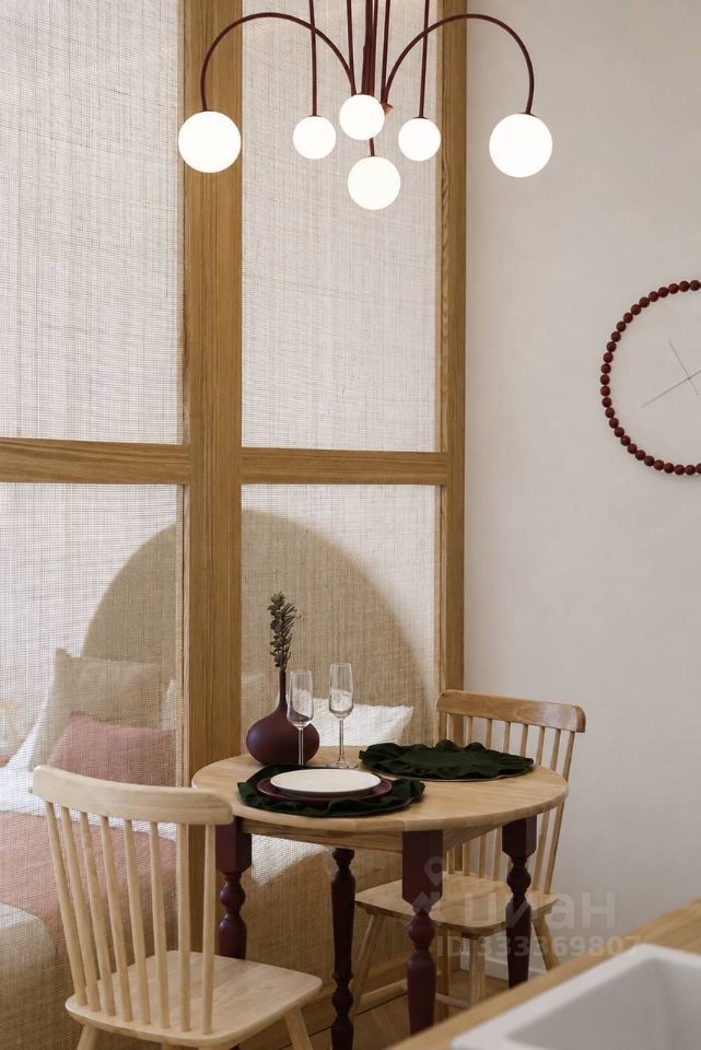 m. Maryina Roscha: Apartment, studio