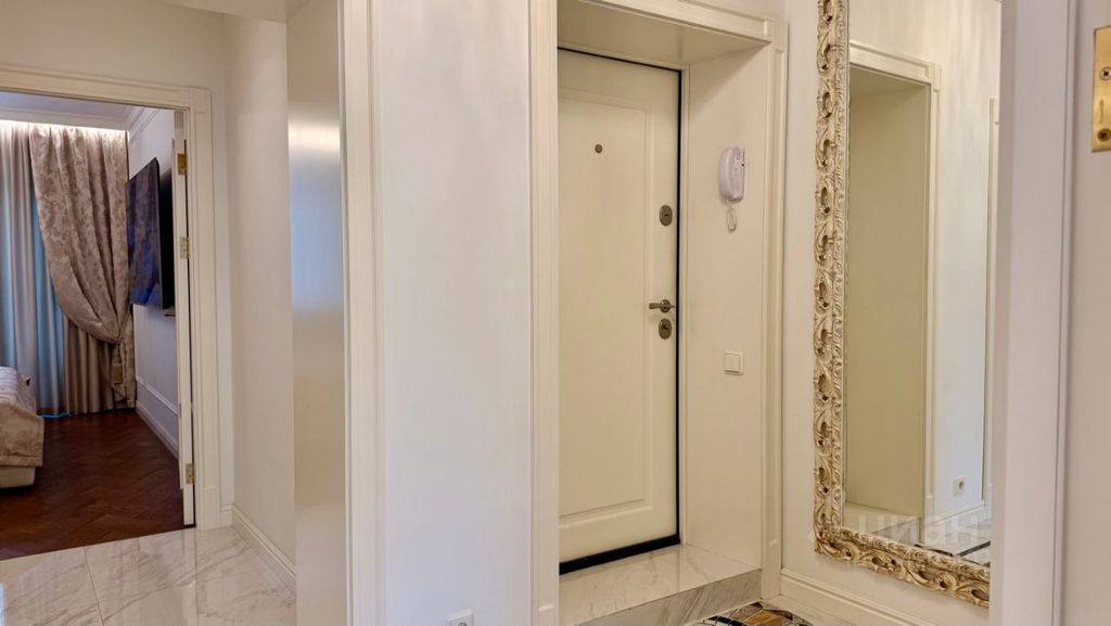 m. Smolenskaya: Apartment, 2-rooms