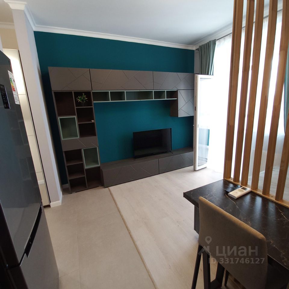 m. Strogino: Apartment, studio