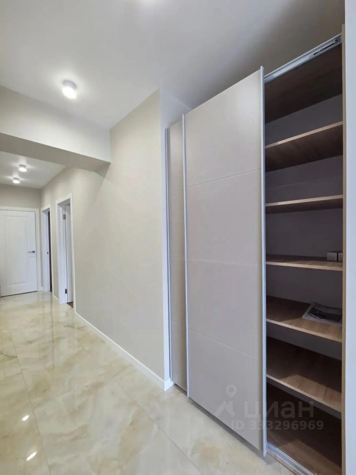 m. Kievskaya: Apartment, 3-rooms