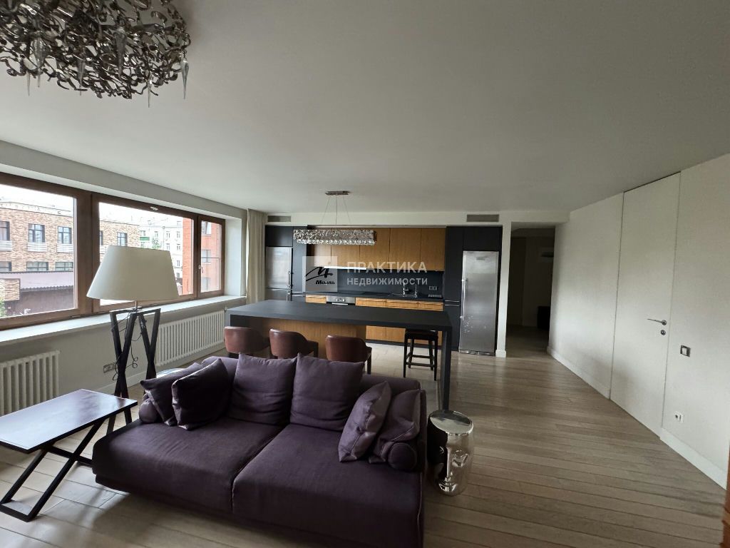 m. Ulitsa 1905 goda: Apartment, 3-rooms